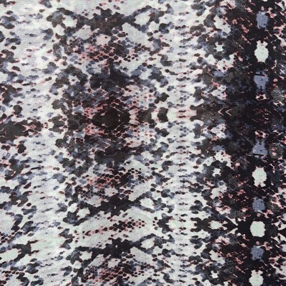 Cato Multi Layered Form Flattering Style Too​​​ - Picture 9 of 11